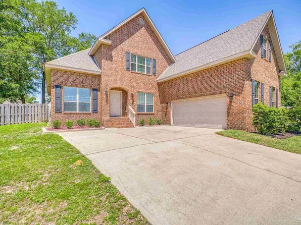 5963 Cromwell Dr, Pace, FL 32571