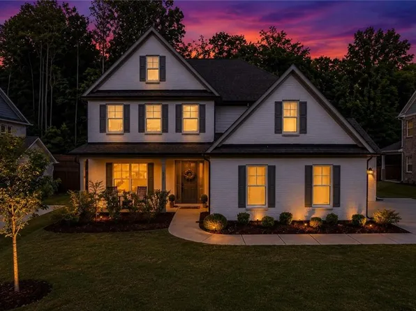 5332 Summer Oak Ln, Buford, GA 30518