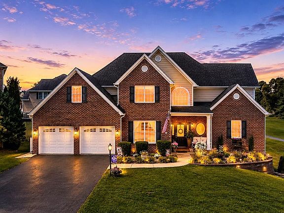 2nd image of 61 Meadow Glen Dr