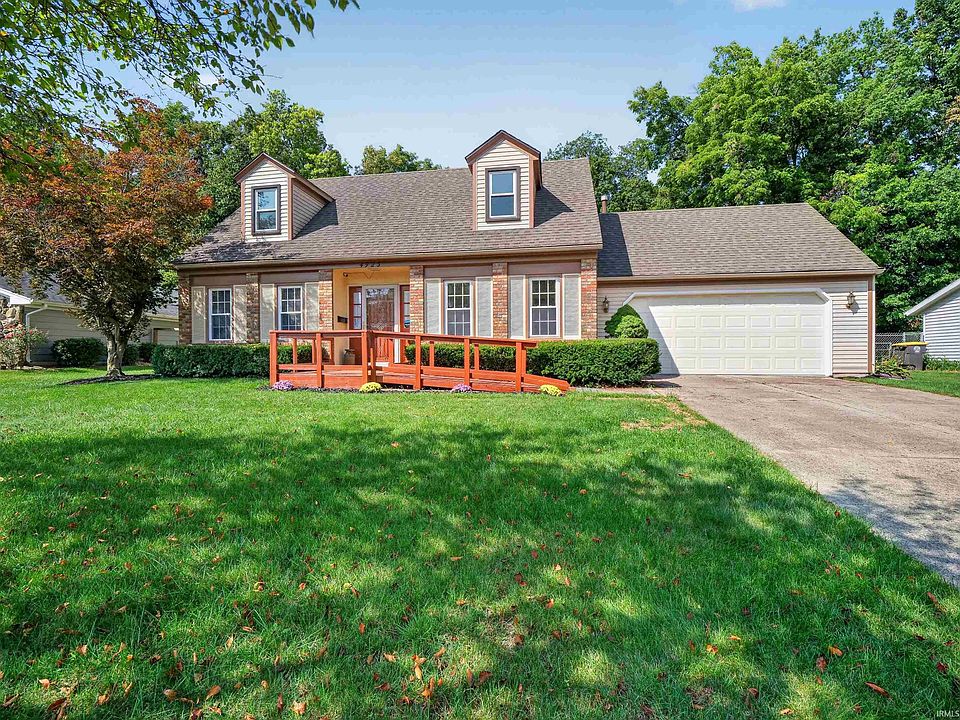1st image of 4923 Blum Dr