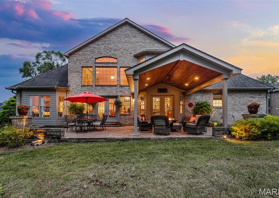 121 Fox Hill Ct, Edwardsville, IL 62025 | MLS #25065239 | Zillow