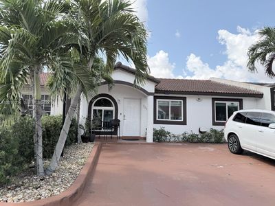 7560 NW 173rd Ln, Hialeah, FL, 33015