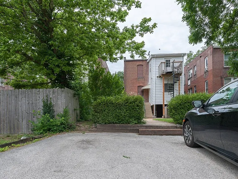 1320 McCausland Ave #B — Photo 18