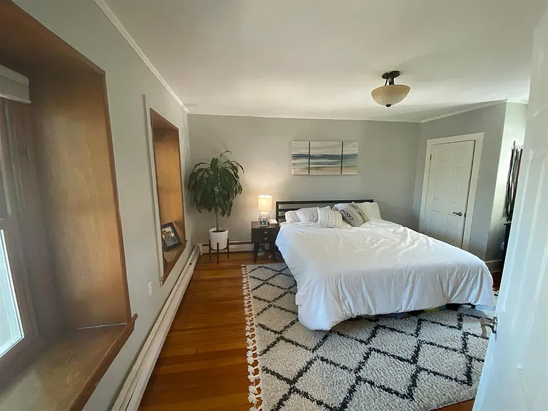 118 Otis St #3 — Photo 6