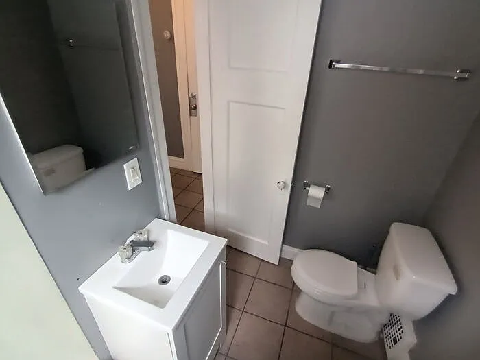 8912 Madison Ave #9 — Photo 5