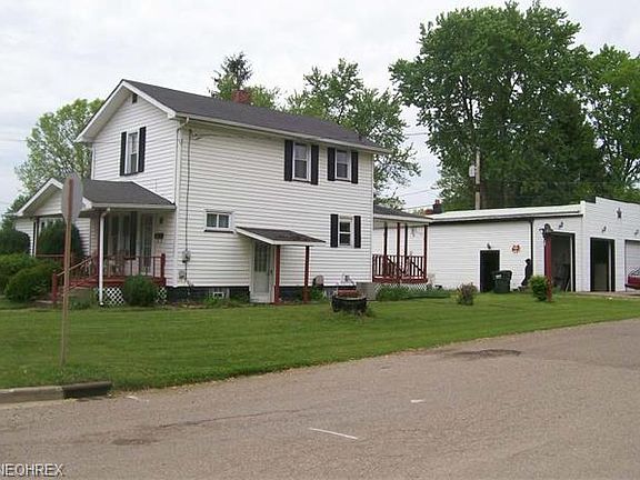4th image of 727 East Ave