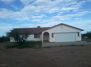 6453 S Arabian Dr, Hereford, AZ 85615