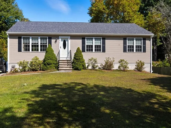 815 Haverhill St, Rowley, MA 01969