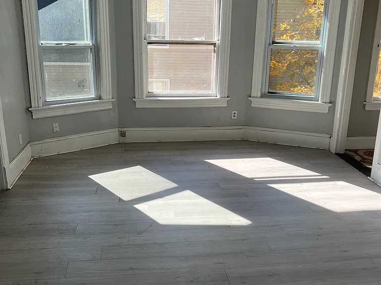 69 Cabot St #3 — Photo 7