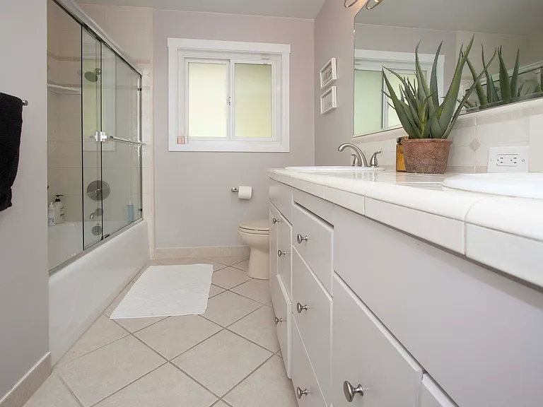 38 Paseo Way — Photo 18