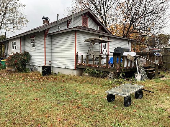 5th image of 2881 Habberton Rd