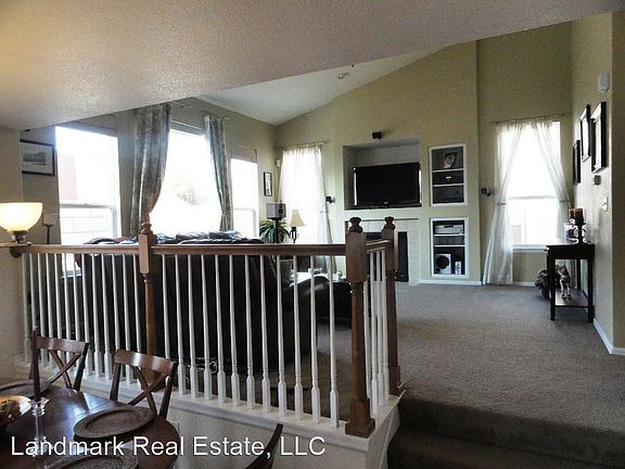 3rd image of 7710 Manston Dr
