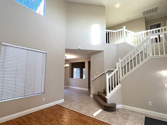 5th image of 16736 Mesa Oak Ave