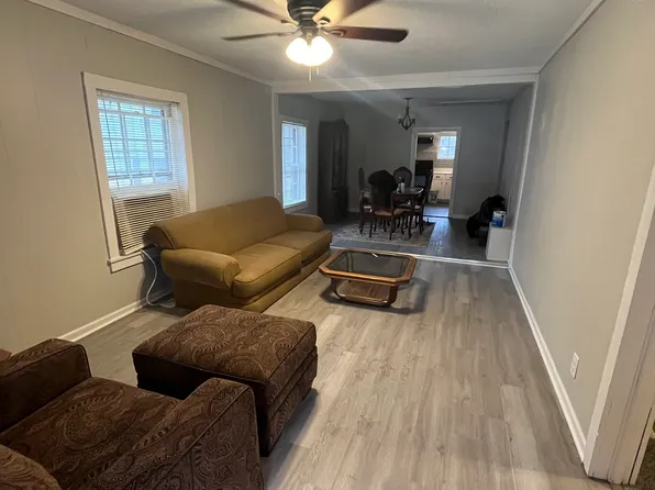 273 Lincoln Heights Rd, Wilkesboro, NC 28697