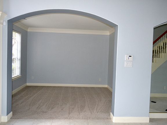 4th image of 5911 Briar Hill Ct