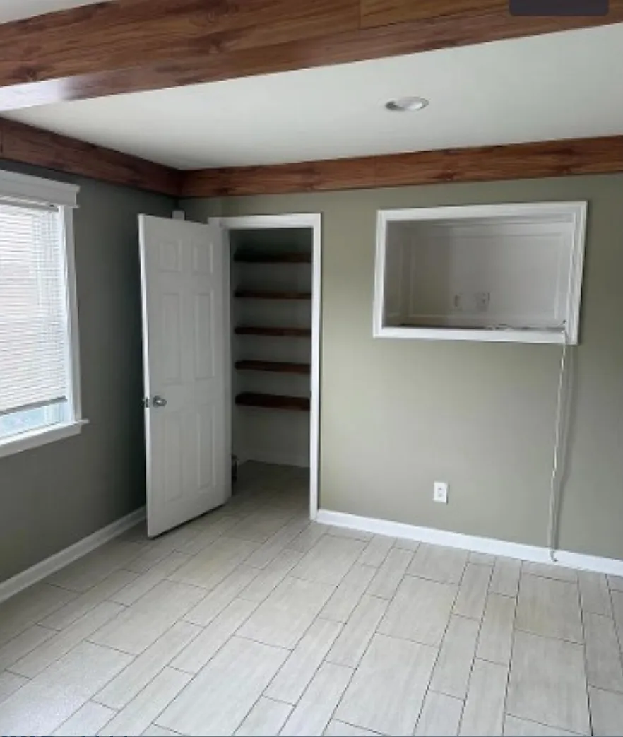 Building Photo - 510 Arsan Ave #2
