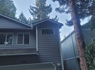 1931 NE Green Glen Ln, Bremerton, WA 98311