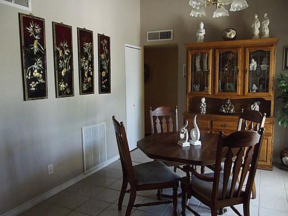 4th image of 4254 Caldwell Ave