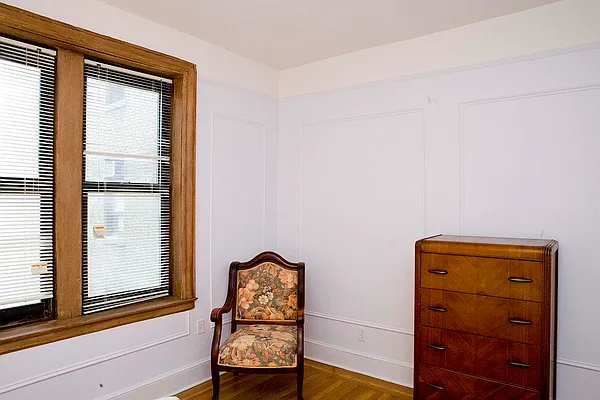Sold by Stein-Perry | media 8