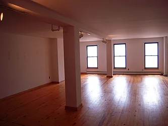 Rented by Manhattan Property Group