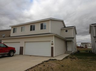 108 7th St SW, Tioga, ND 58852