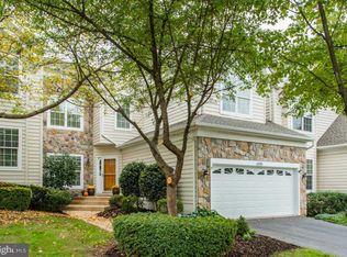 43745 Castle Pines Ter, Ashburn, VA 20147