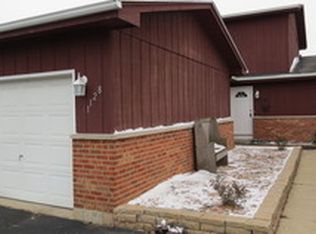 1128 Lillian Ln, Sandwich, IL 60548