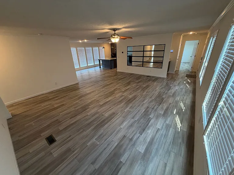 2158 Meadow Ridge Rd — Photo 2