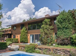 2545 Partridge Woods Ct, Burlington, WI 53105