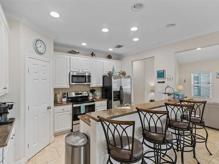 13819 Mutiny Ln — Photo 26