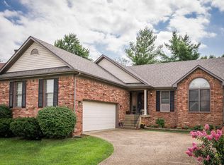 2904 Bradford Grove Ln, Louisville, KY 40220