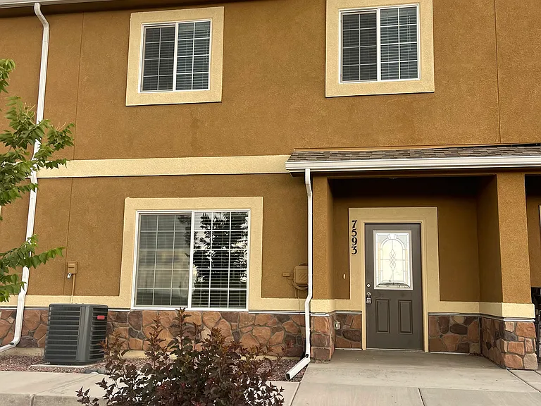 7593 Sand Lake Hts — Photo 1