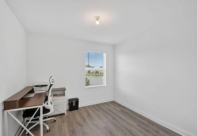6933 N Harbours Edge Ave — Photo 29