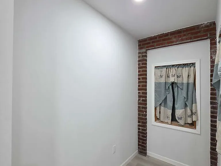 1748 70th St #1 — Photo 9