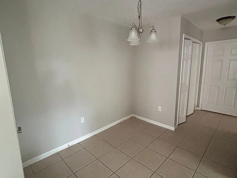 754 Sherman Ave #B — Photo 5