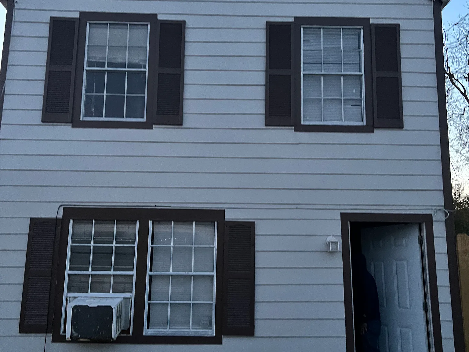 620 Shaver St — Photo 1