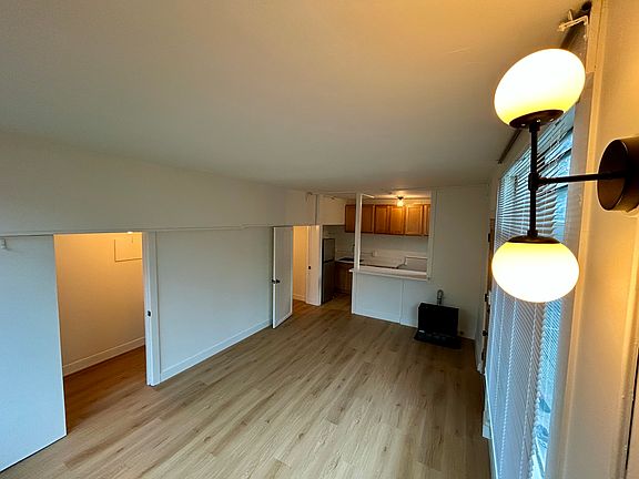 4th image of 101A Hoffman Ave #101A