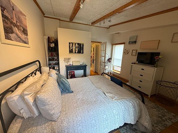 3rd image of 57 Broadlawn Park APT 20B