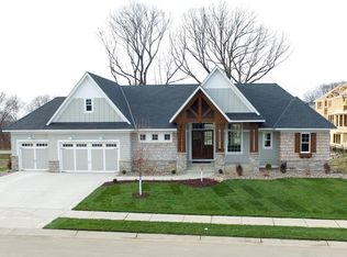 5535 Comstock Ln N, Plymouth, MN 55446