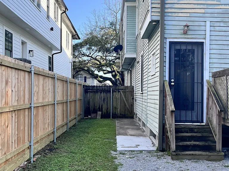 4521 S Tonti St — Photo 16