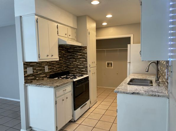 601 Ramble Ln Unit B