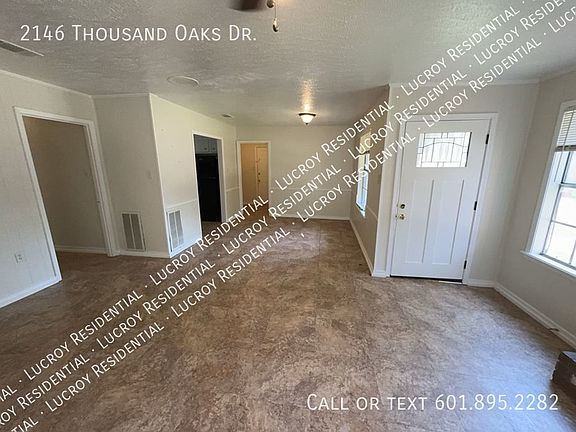 2nd image of 2146 Thousand Oaks Dr