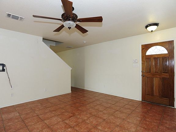 Foyer / Family Room