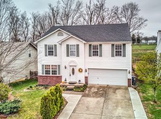 322 Crystal Wash Dr, La Grange, KY 40031