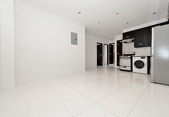 4th image of 606 W 137th St APT 4A
