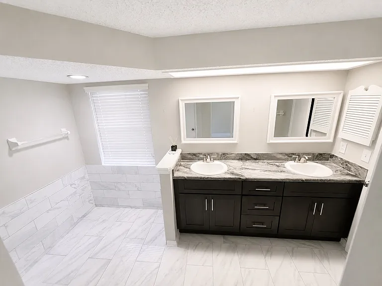 7855 Collins Ridge Blvd E — Photo 8