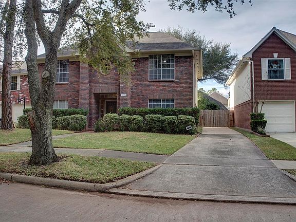 3rd image of 2331 Bent River Dr