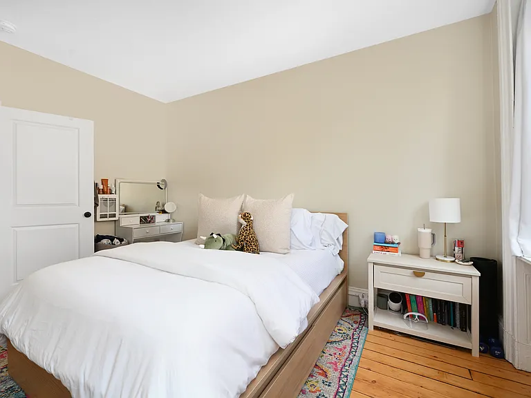 1109 Washington St #3 — Photo 8