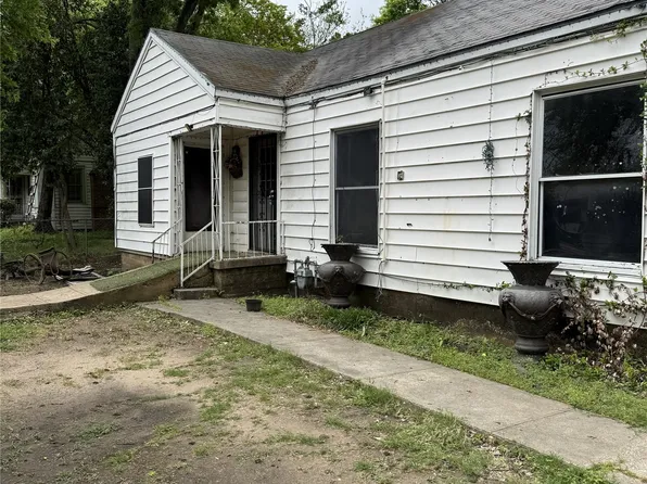 3303 Pleasant Dr, Dallas, TX 75227