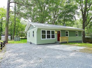 704 Bennett St, Sanford, NC 27330